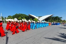 Sôi động chương trình Duyên dáng Hạ Long với gần 5.000 người tham gia