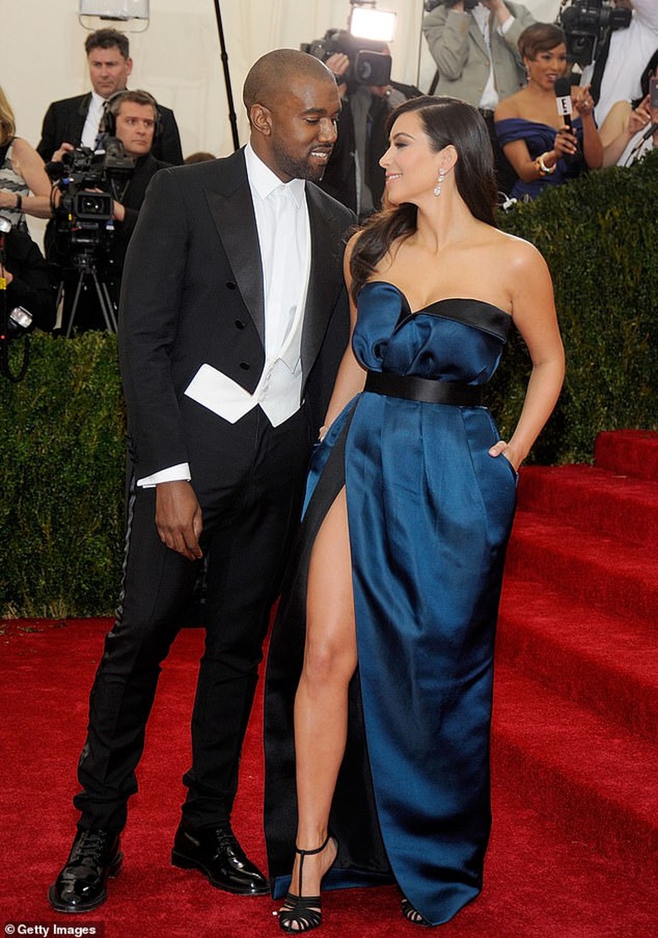 Kim Kardashian thất vọng vì hôn nhân tan vỡ - 4 Kim Kardashian thất vọng vì hôn nhân tan vỡ - 4