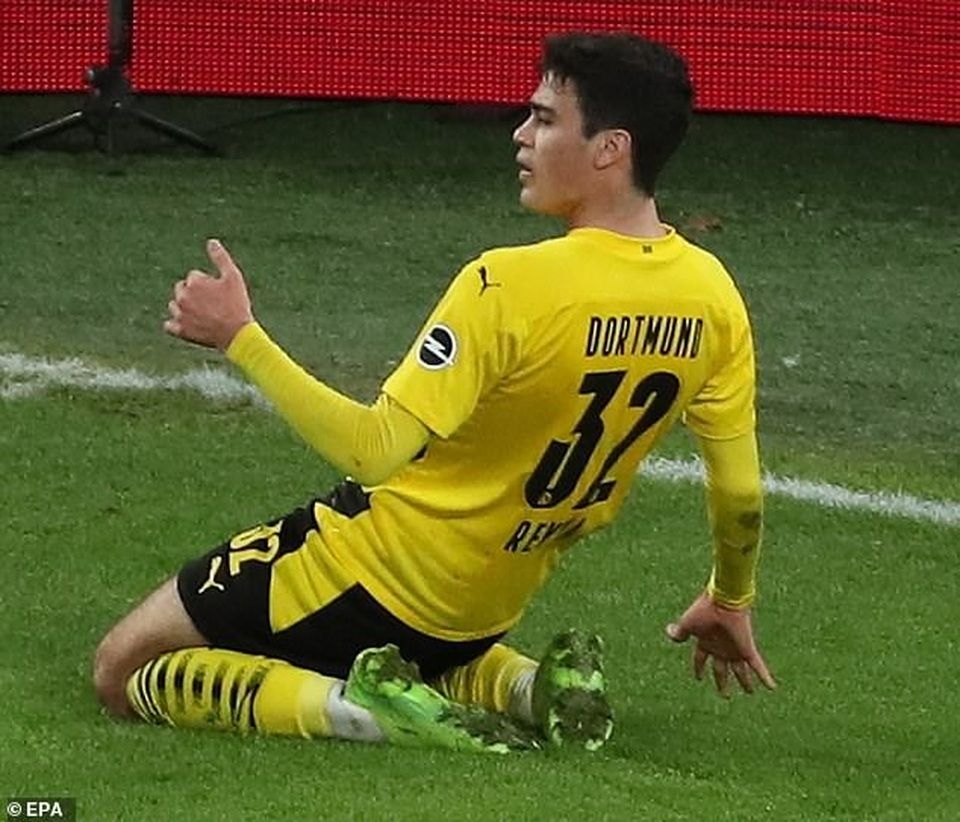 Bayern Munich hòa thất vọng, Dortmund thua đậm khi vắng Haaland - 10 Bayern Munich hòa thất vọng, Dortmund thua đậm khi vắng Haaland - 10