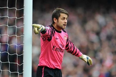 Arsenal mất thủ môn số 1 đến hết mùa