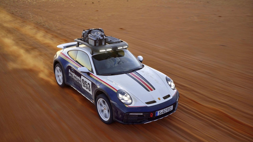 Porsche 911 Dakar đầu tiên về Việt Nam: Xe thể thao 2 cửa cho off-road - 11 Porsche 911 Dakar đầu tiên về Việt Nam: Xe thể thao 2 cửa cho off-road - 11