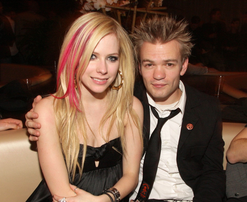 Sau 2 cuộc hôn nhân đổ vỡ, Avril Lavigne có bồ mới - 5 Sau 2 cuộc hôn nhân đổ vỡ, Avril Lavigne có bồ mới - 5