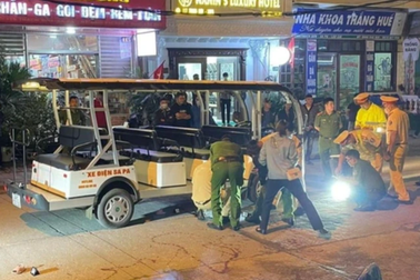 Truy xuất camera điều tra vụ xe điện tông chết cháu bé ở Sa Pa