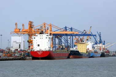 Doanh nghiệp xuất nhập khẩu "choáng váng" vì Hải Phòng tận thu phí