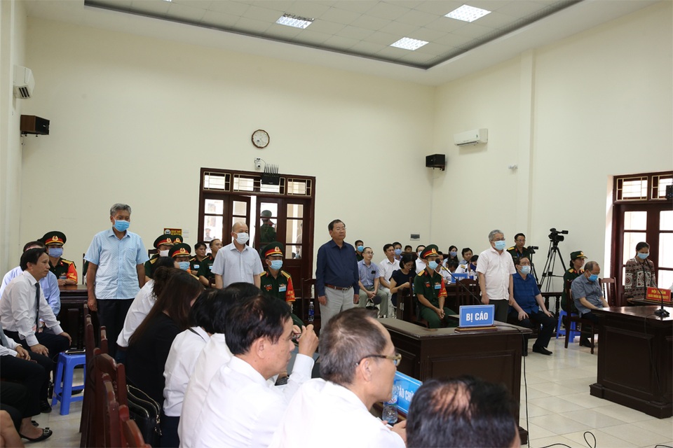 Cựu Thứ trưởng Bộ Quốc phòng lĩnh 4 năm tù, Út “trọc” 20 năm tù - 5 Cựu Thứ trưởng Bộ Quốc phòng lĩnh 4 năm tù, Út “trọc” 20 năm tù - 5