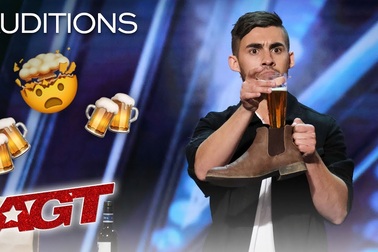 Ảo thuật gia hô biến “từ không thành có”