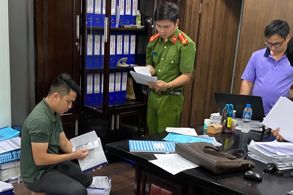 Bắt tổng giám đốc công ty thiết kế dự án gần 1.000 tỷ cứ xây lại sập - 1 Bắt tổng giám đốc công ty thiết kế dự án gần 1.000 tỷ cứ xây lại sập - 1