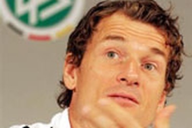 Jens Lehmann chắc suất tới… Euro 2008