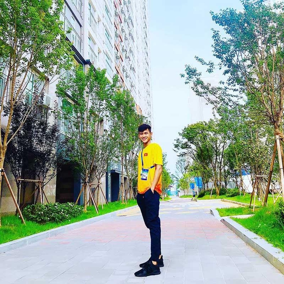 Dân mạng xiêu lòng trước vẻ điển trai của “hot boy làng bơi lội” mới nổi - 4 Dân mạng xiêu lòng trước vẻ điển trai của “hot boy làng bơi lội” mới nổi - 4