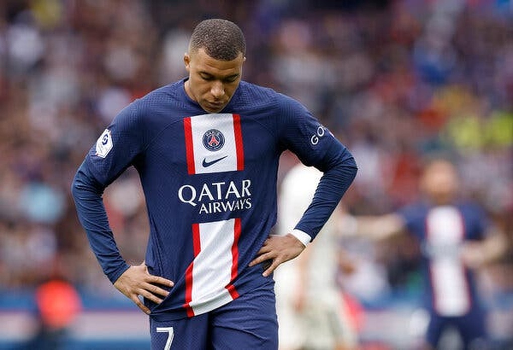 Kylian Mbappe ra yêu sách khó hơn lên trời, PSG bị đẩy vào thế cực khó - 2 Kylian Mbappe ra yêu sách khó hơn lên trời, PSG bị đẩy vào thế cực khó - 2
