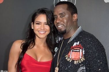 Bạn gái của Diddy tiết lộ việc bị thao túng, nhận 20 triệu USD để im lặng