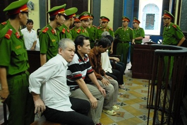 Băng cướp gần 1.000 lượng vàng lĩnh 3 án tử hình, 1 án chung thân