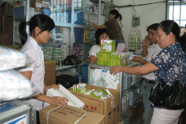 Nhiều cửa hàng bán khẩu trang không rõ nguồn gốc 