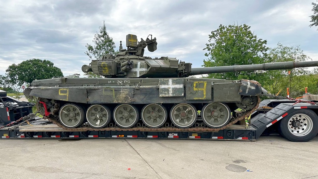 Nghi vấn siêu tăng T-90 của Nga xuất hiện bí ẩn tại Mỹ - 1 Nghi vấn siêu tăng T-90 của Nga xuất hiện bí ẩn tại Mỹ - 1