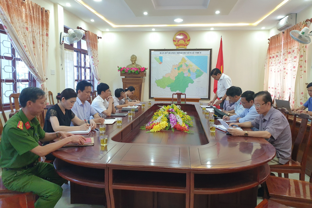 Vụ đỉa ngoe nguẩy trong bình nước: Tiêu hủy tang vật do thiếu hiểu biết? - 4 Vụ đỉa ngoe nguẩy trong bình nước: Tiêu hủy tang vật do thiếu hiểu biết? - 4