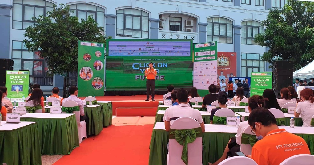 Job Fair 2022: Cánh cửa việc làm dành cho sinh viên FPT Polytechnic - 1 Job Fair 2022: Cánh cửa việc làm dành cho sinh viên FPT Polytechnic - 1