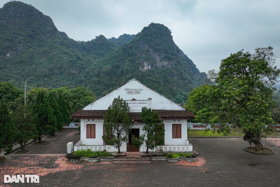Nhà tư sản giàu nức tiếng Hà Nội và lần hiến nhà máy in tiền cho cách mạng - 4 Nhà tư sản giàu nức tiếng Hà Nội và lần hiến nhà máy in tiền cho cách mạng - 4