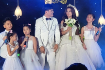 Lễ cưới của Quách Thành Danh ở biệt thự xa hoa: 5 người con cùng xuất hiện