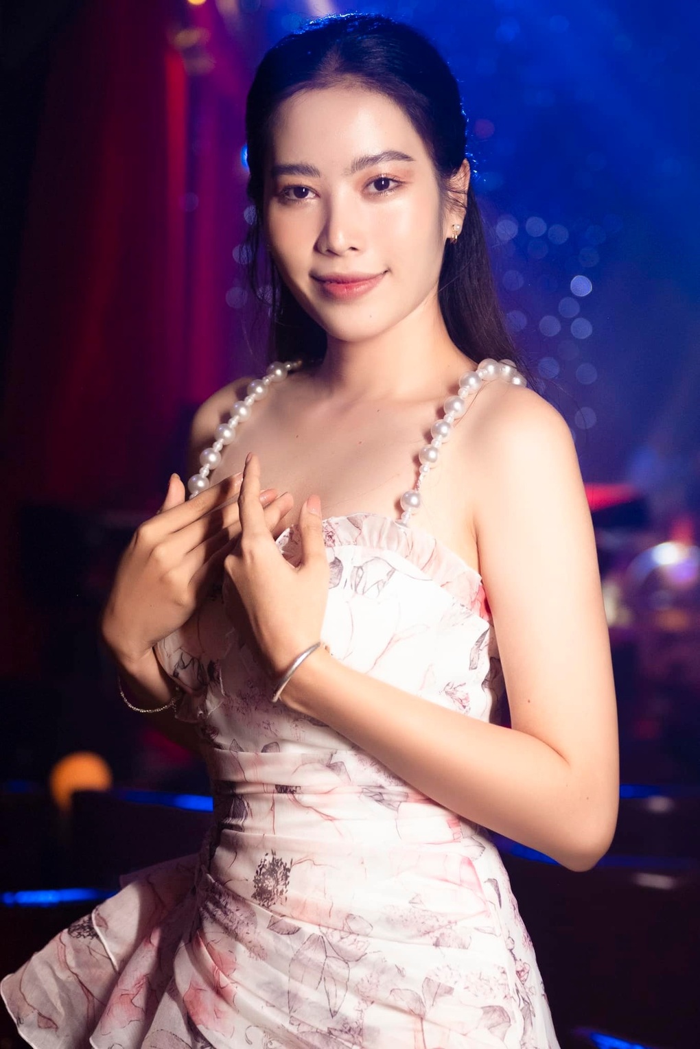 Nam Em tiết lộ gặp vấn đề về trí nhớ, lên tiếng việc yêu Bạch Công Khanh - 2 Nam Em tiết lộ gặp vấn đề về trí nhớ, lên tiếng việc yêu Bạch Công Khanh - 2