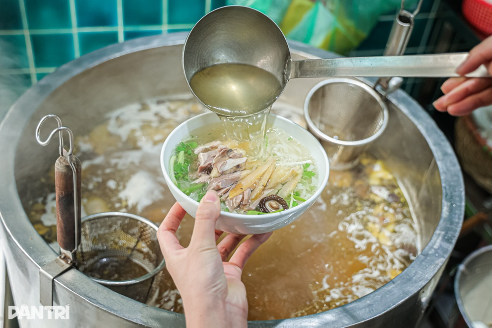 Bốn quán phở nổi tiếng du khách nên thử khi tới thăm Hà Nội vào dịp 2/9 - 2