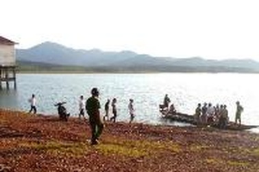 Nhậu xong xuống đập tắm, một người tử vong