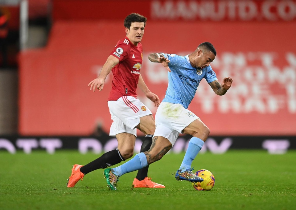Những khoảnh khắc Man Utd và Man City bắt tay chia điểm - 18 Những khoảnh khắc Man Utd và Man City bắt tay chia điểm - 18