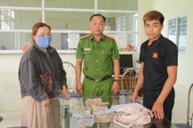 Chủ quán cơm trả lại 119 triệu đồng cho khách bỏ quên