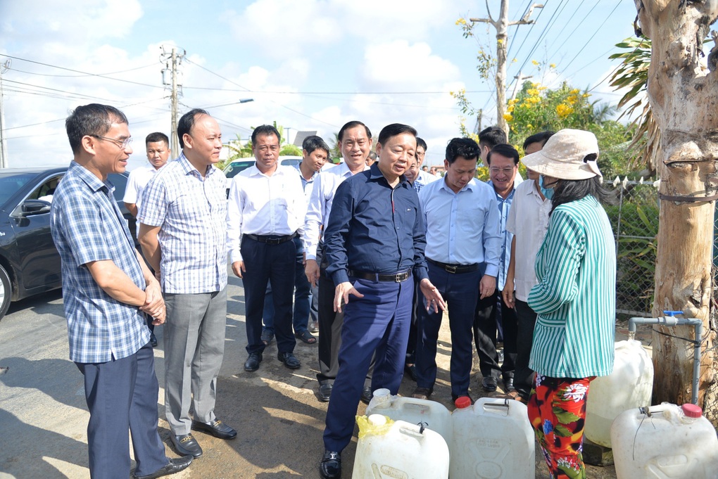 Không để người dân Tiền Giang thiếu nước sinh hoạt mùa khô, hạn - 2 Không để người dân Tiền Giang thiếu nước sinh hoạt mùa khô, hạn - 2