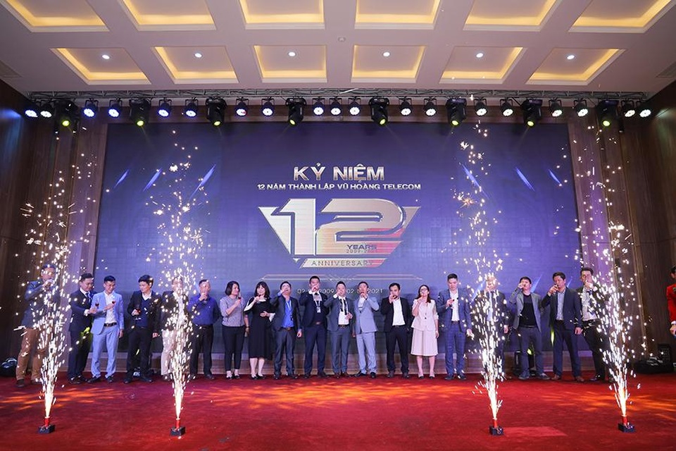 Hội nghị khách hàng Vuhoangtelecom giới thiệu xu hướng công nghệ 2021 - 5 Hội nghị khách hàng Vuhoangtelecom giới thiệu xu hướng công nghệ 2021 - 5
