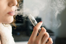 Bộ trưởng Công Thương: Cần ngăn chặn thuốc lá điện tử nhập lậu từ biên giới