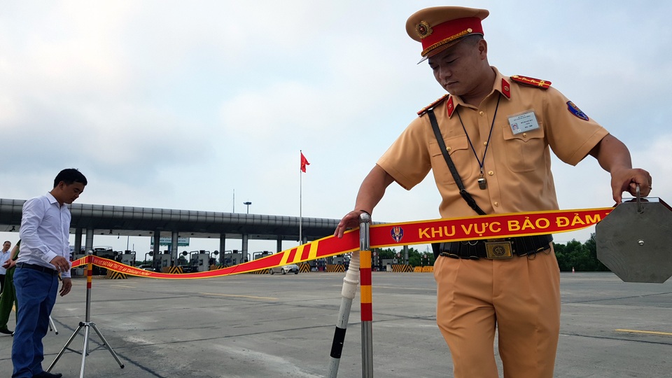 CSGT toàn quốc truy tài xế dùng ma túy, uống rượu bia, thích tốc độ - 5 CSGT toàn quốc truy tài xế dùng ma túy, uống rượu bia, thích tốc độ - 5