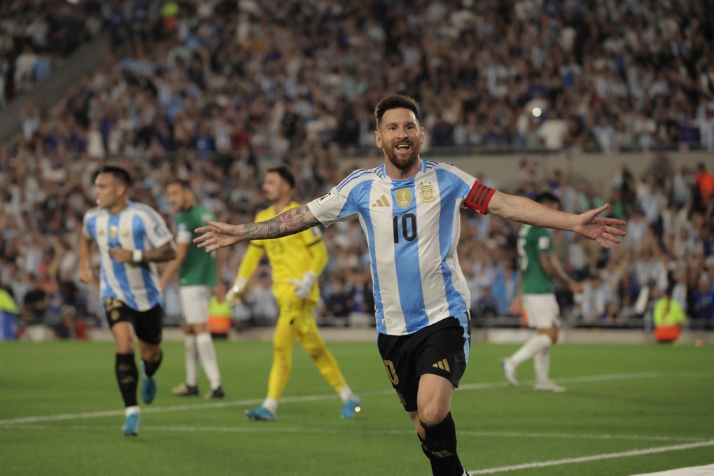 Messi lập hat-trick giúp Argentina hạ Bolivia 6-0, Brazil thắng đậm Peru - 1 Messi lập hat-trick giúp Argentina hạ Bolivia 6-0, Brazil thắng đậm Peru - 1
