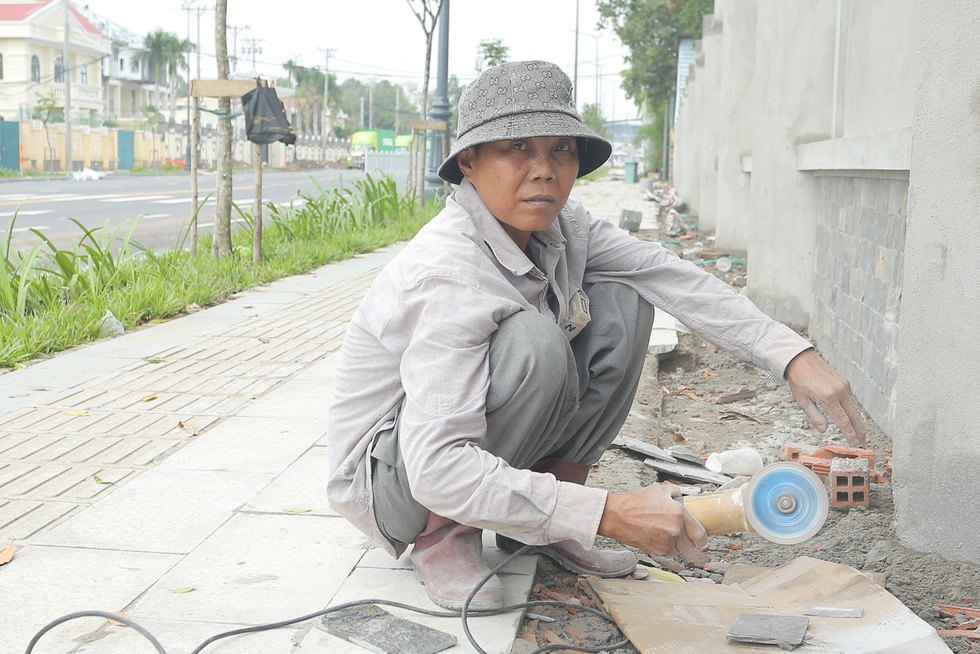 Ám ảnh kẹt xe không lối thoát ở cửa ngõ sân bay Tân Sơn Nhất - 3 Ám ảnh kẹt xe không lối thoát ở cửa ngõ sân bay Tân Sơn Nhất - 3