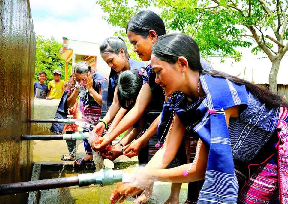 Ông Nguyễn Văn Bình: Không phải nước nào cũng làm được như Việt Nam - 1 Ông Nguyễn Văn Bình: Không phải nước nào cũng làm được như Việt Nam - 1