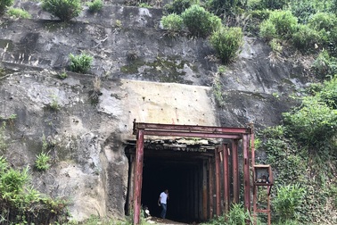 Chi hơn 19 tỷ đồng để "xóa sổ" mỏ vàng Bồng Miêu