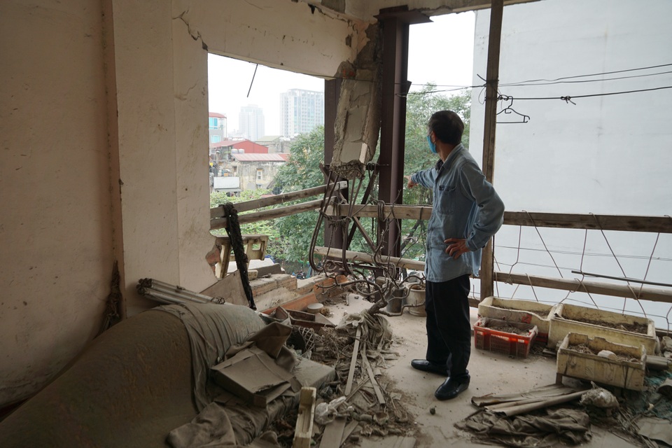 Cải tạo chung cư cũ: 2 thập kỷ vẫn giậm chân tại chỗ, người dân sống trong bất an - 2 Cải tạo chung cư cũ: 2 thập kỷ vẫn giậm chân tại chỗ, người dân sống trong bất an - 2