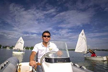 Người giàu Myanmar và “cơn khát” được tiêu tiền