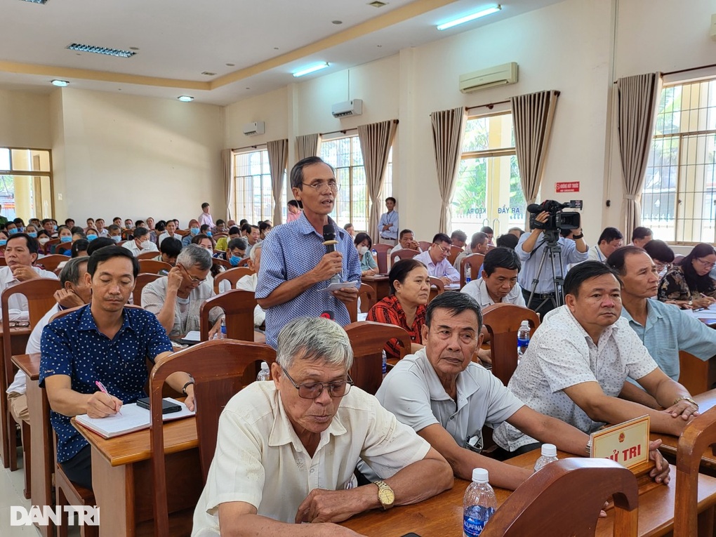 Ông Trần Thanh Mẫn gợi mở nhiều giải pháp để phát triển tỉnh Hậu Giang - 3 Ông Trần Thanh Mẫn gợi mở nhiều giải pháp để phát triển tỉnh Hậu Giang - 3