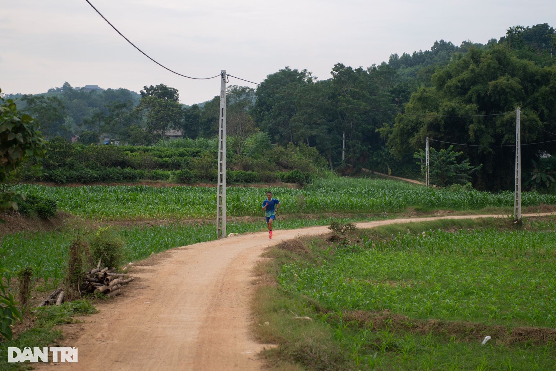 Anh nông dân và giấc mơ ghi tên trên bảng vàng Marathon Việt Nam - 15 Anh nông dân và giấc mơ ghi tên trên bảng vàng Marathon Việt Nam - 15