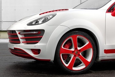 Rực rỡ Porsche Cayenne phiên bản độ Rồng đỏ