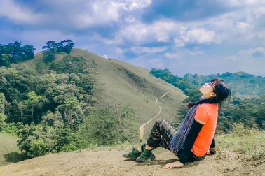 Cô gái Tây Ninh yêu du lịch và đam mê làm việc thiện