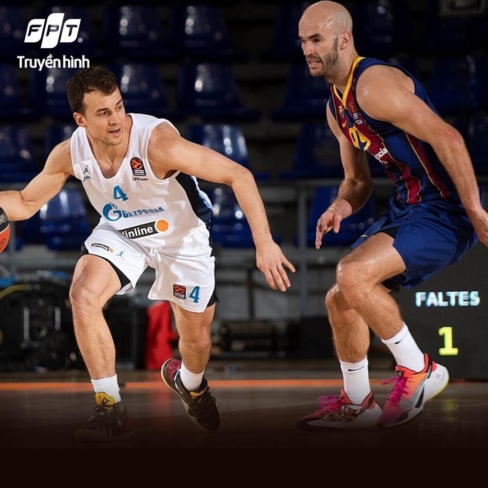 EuroLeague 2021: FC Barcelona, AX Milan, Anadolu Efes thẳng tiến Final Four - 3 EuroLeague 2021: FC Barcelona, AX Milan, Anadolu Efes thẳng tiến Final Four - 3