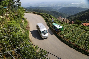 Những sức hút không thể “chối từ” của Ford Transit