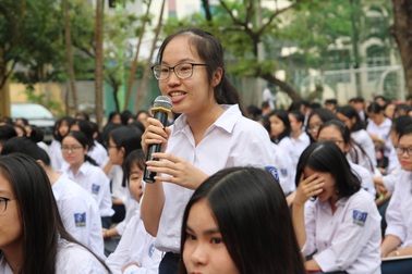 Hà Nội: Đặt chỉ tiêu chuẩn đầu ra ngoại ngữ đối với học sinh lớp 12