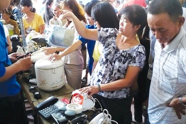 Kiếm bạc triệu mỗi ngày nhờ bán đồ "cũ người, mới ta"