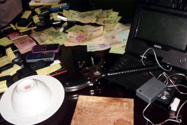 Phá 2 ổ cờ bạc lớn, bắt giữ 40 đối tượng