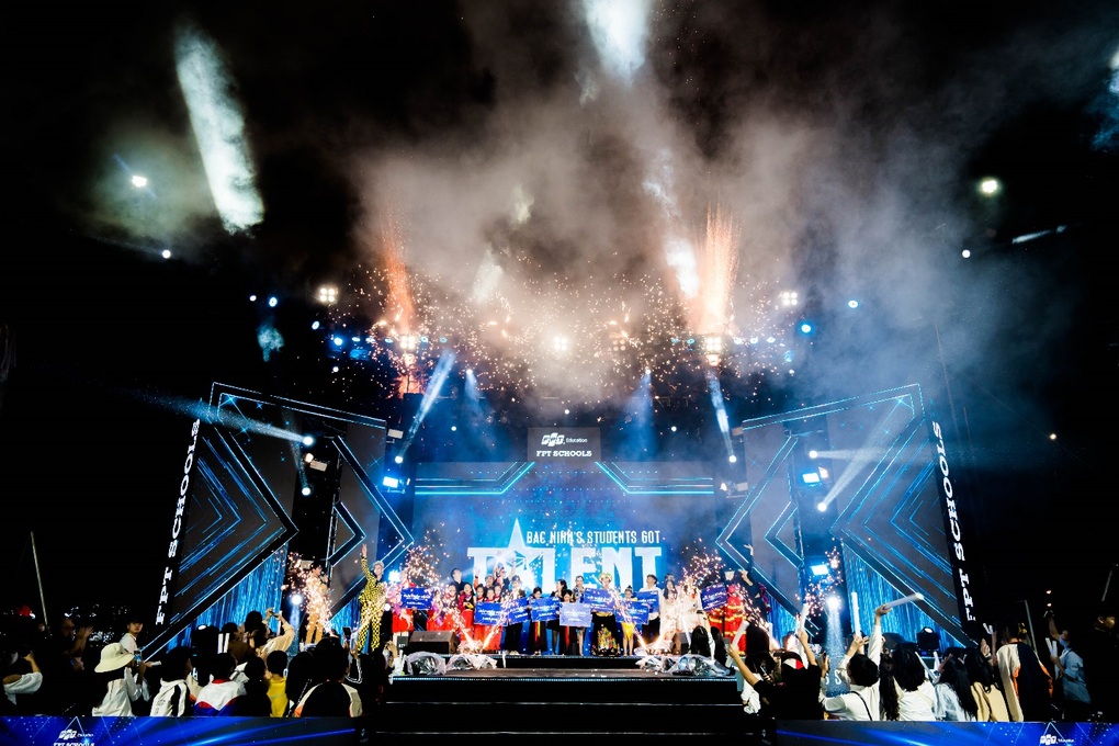 Đêm chung kết ấn tượng của Bac Ninhs Student Got Talent mùa 2 - 1