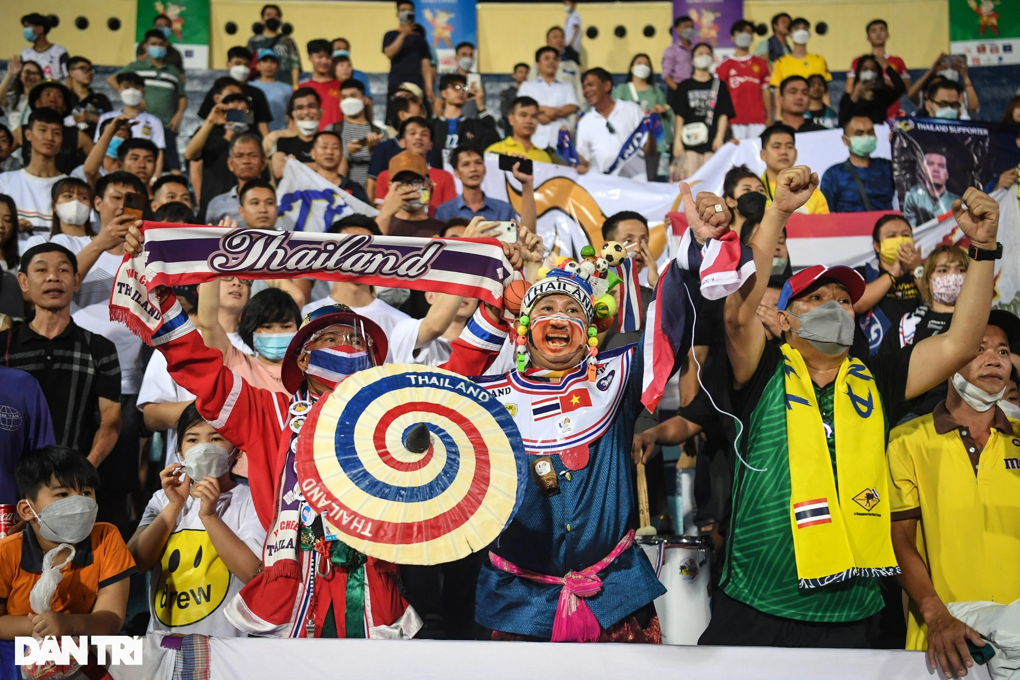 Mãn nhãn các SVĐ đẹp như mơ, chật kín khán giả cổ vũ SEA Games ở Việt Nam - 25 Mãn nhãn các SVĐ đẹp như mơ, chật kín khán giả cổ vũ SEA Games ở Việt Nam - 25