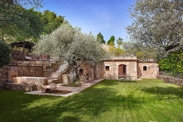 Ngắm dinh thự xa hoa của “cướp biển” Johnny Depp