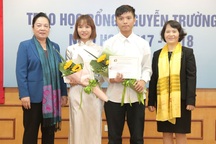 40 suất học bổng Nguyễn Trường Tộ đầu tiên đến với sinh viên nghèo vượt khó Hà Nội